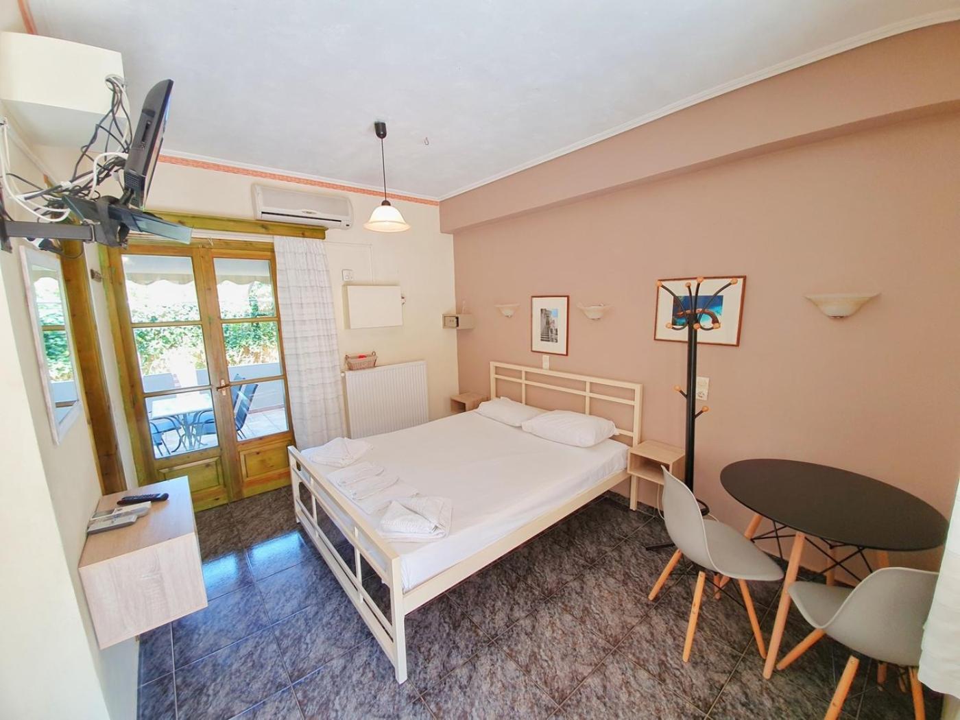 Alexaria Holidays Apartments Frinion Экстерьер фото